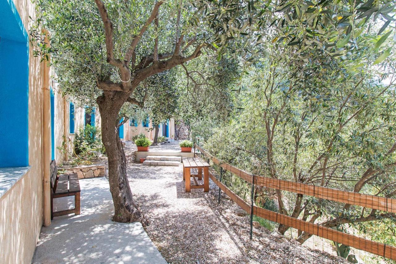 הוילה דורגלי Rifugio Gorropu מראה חיצוני תמונה